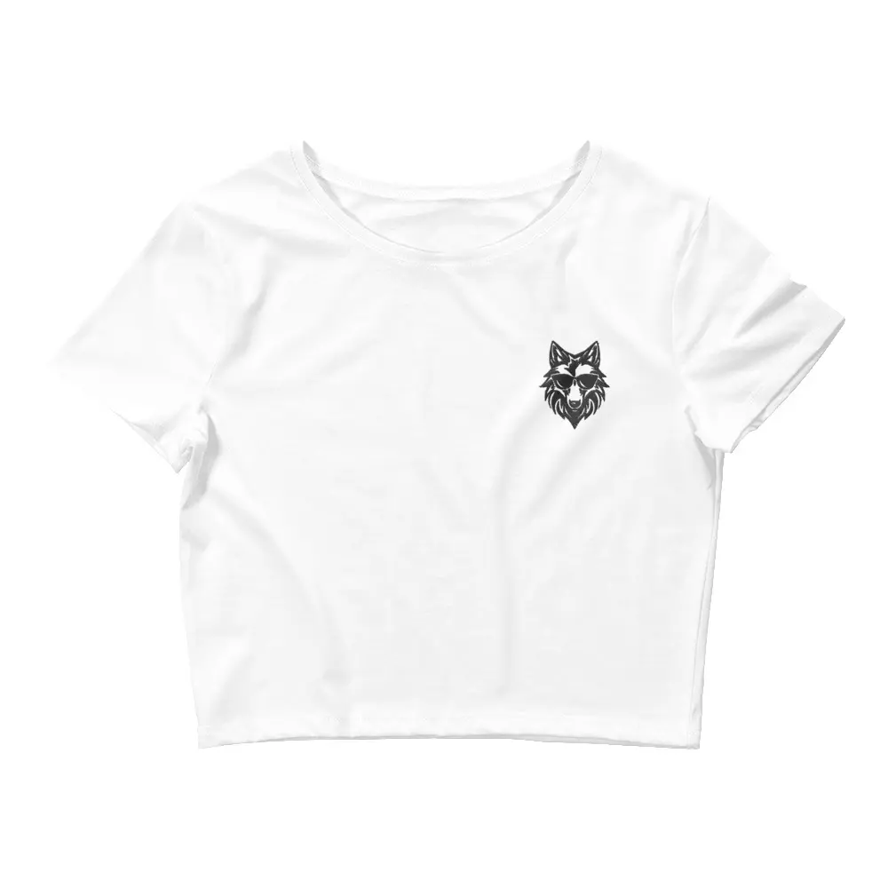 White cropped t-shirt with wolf logo.